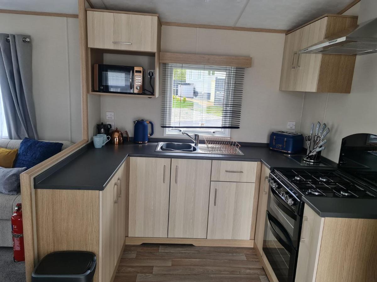 The Tiddler - Plot 101, Woodlands Lodge Retreat, New Quay, West Wales Llanina Exteriör bild